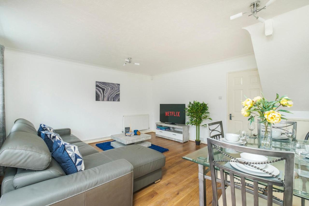 Appartement Beautiful 3 Bed House With Amazing Views In Dartford, Kent Extérieur photo
