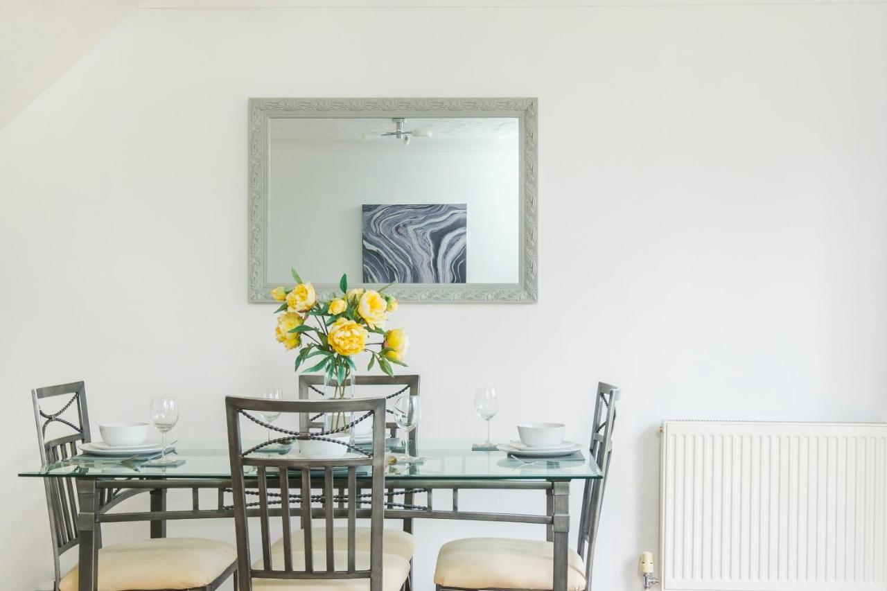 Appartement Beautiful 3 Bed House With Amazing Views In Dartford, Kent Extérieur photo