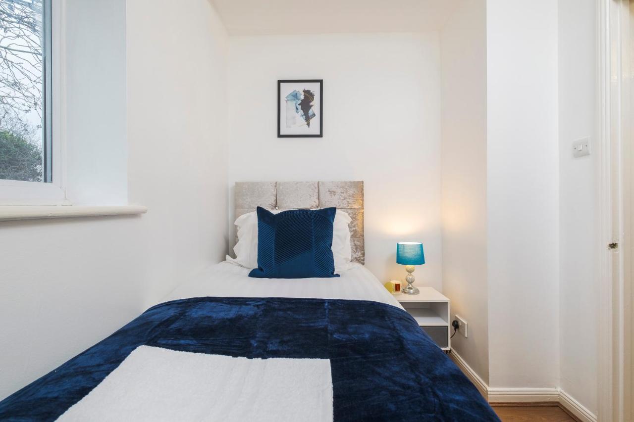 Appartement Beautiful 3 Bed House With Amazing Views In Dartford, Kent Extérieur photo